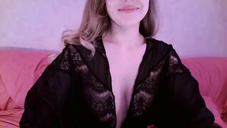 Nicole_W Porn Videos - vape, big boobs, strip, toys, green eyes