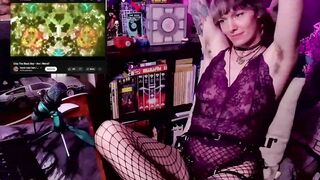 CdrTroi Porn Videos - new, hippie, small tits, MILF, english