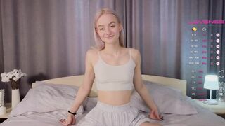 IdaValenti HD Porn Video [Stripchat] - upskirt, topless, topless-white, fingering, small-tits-white