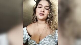 Sara_smiiith211 Webcam Porn Video [Stripchat] - couples, girls, double, swim, breastmilk