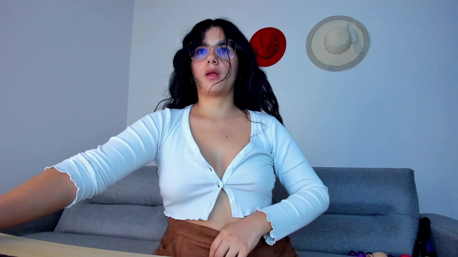 Natasha-28 HD Porn Video [Stripchat] - curvy-young, cam2cam, facial,  striptease, cowgirl